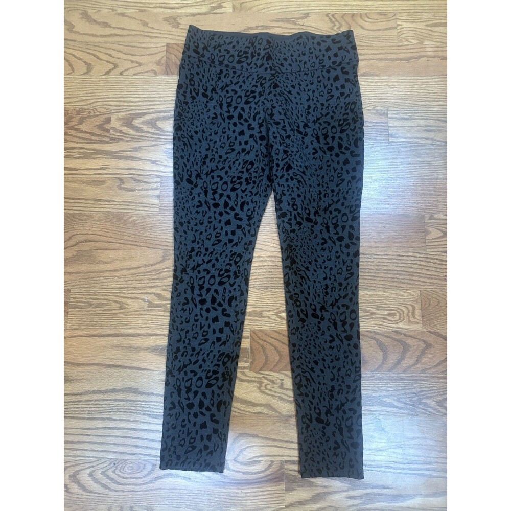 MeMoi Slimme Flocked Gray and Black Cheetah Leggings- M/L